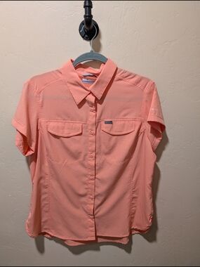 EUC Woman Columbia Omni Shade Short Sleeve Button Up Shirt Coral Orange Large